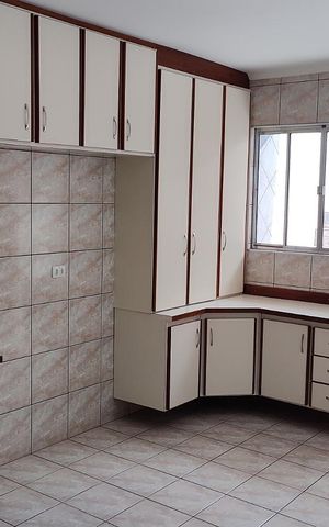 Casa à venda com 183m², 3 quartos e 4 vagas Casa à venda com 183m², 3 quartos e 4 vagasCozinha