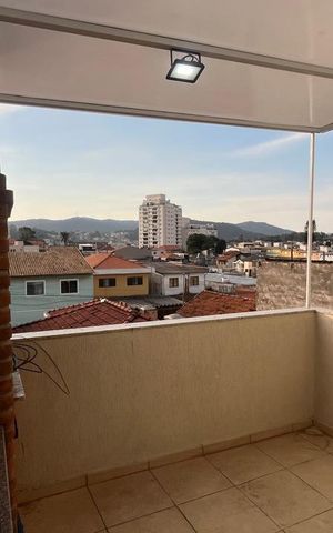 Casa à venda com 186m², 3 quartos e 4 vagas Casa à venda com 186m², 3 quartos e 4 vagasÁrea externa