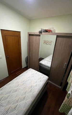 Casa à venda com 186m², 3 quartos e 4 vagas Casa à venda com 186m², 3 quartos e 4 vagasQuarto