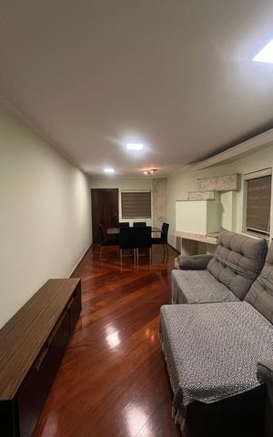 Casa à venda com 186m², 3 quartos e 4 vagas Casa à venda com 186m², 3 quartos e 4 vagasSala