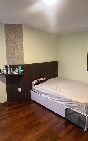 Casa à venda com 186m², 3 quartos e 4 vagas Casa à venda com 186m², 3 quartos e 4 vagasQuarto
