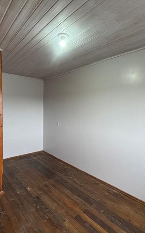 Casa à venda com 160m², 4 quartos e 2 vagas