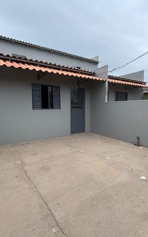Casa à venda com 160m², 4 quartos e 2 vagas