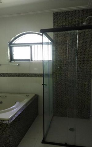 Casa à venda com 416m², 4 quartos e 2 vagas