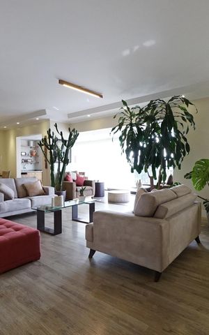 Apartamento à venda com 170m², 3 quartos e 3 vagasSala