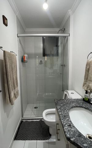 Apartamento à venda com 74m², 3 quartos e 1 vaga Apartamento à venda com 74m², 3 quartos e 1 vagaBanheiro 1
