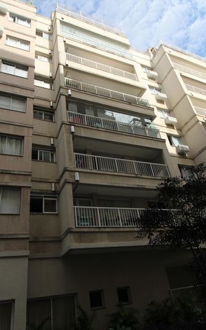 Apartamento à venda com 67m², 2 quartos e 1 vagaFachada do bloco