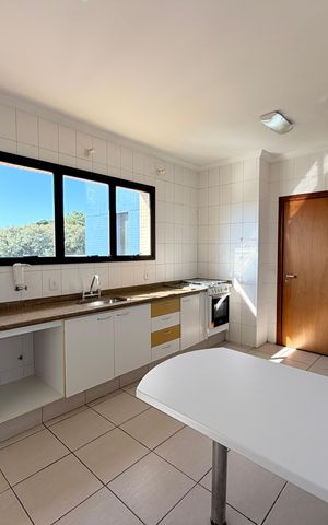 Apartamento à venda com 133m², 3 quartos e 2 vagasCozinha