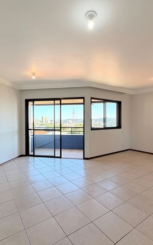 Apartamento à venda com 133m², 3 quartos e 2 vagasSala