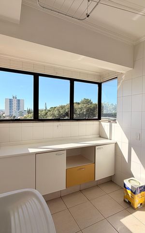 Apartamento à venda com 133m², 3 quartos e 2 vagasÁrea de Serviço