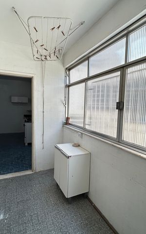 Apartamento à venda com 80m², 3 quartos e 1 vagaÁrea de Serviço