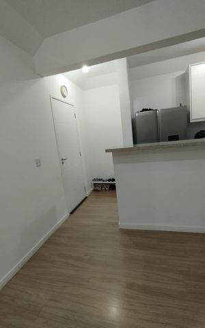 Apartamento à venda com 81m², 3 quartos e 2 vagas Apartamento à venda com 81m², 3 quartos e 2 vagasSala