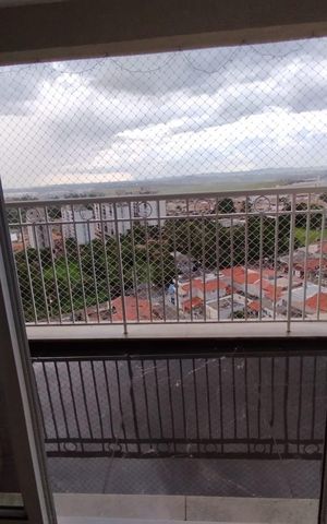 Apartamento à venda com 81m², 3 quartos e 2 vagas Apartamento à venda com 81m², 3 quartos e 2 vagasVaranda