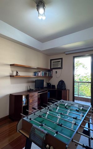 Apartamento à venda com 188m², 3 quartos e 3 vagas Apartamento à venda com 188m², 3 quartos e 3 vagasQuarto