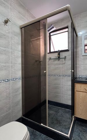Apartamento à venda com 188m², 3 quartos e 3 vagas Apartamento à venda com 188m², 3 quartos e 3 vagasSuíte 2 - Banheiro