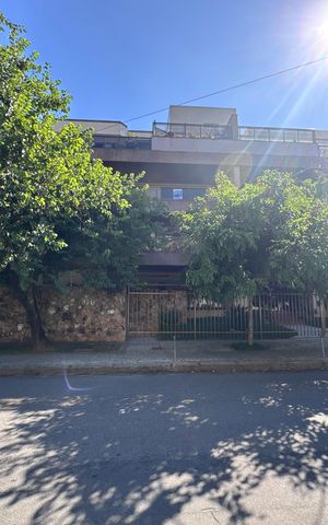 Apartamento à venda com 188m², 3 quartos e 3 vagas Apartamento à venda com 188m², 3 quartos e 3 vagasFachada