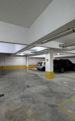 Apartamento à venda com 188m², 3 quartos e 3 vagas Apartamento à venda com 188m², 3 quartos e 3 vagasÁrea comum