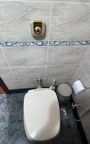 Apartamento à venda com 188m², 3 quartos e 3 vagas Apartamento à venda com 188m², 3 quartos e 3 vagasSuíte 2 - Banheiro