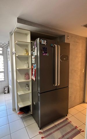 Apartamento à venda com 122m², 4 quartos e 2 vagas Apartamento à venda com 122m², 4 quartos e 2 vagasCozinha