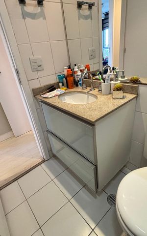 Apartamento à venda com 122m², 4 quartos e 2 vagas Apartamento à venda com 122m², 4 quartos e 2 vagasBanheiro