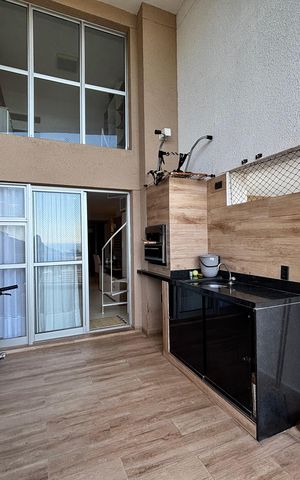 Apartamento à venda com 122m², 4 quartos e 2 vagas Apartamento à venda com 122m², 4 quartos e 2 vagasVaranda