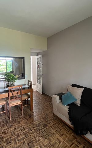 Apartamento à venda com 60m², 3 quartos e 2 vagasSala