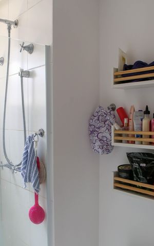 Apartamento à venda com 51m², 2 quartos e 1 vaga Apartamento à venda com 51m², 2 quartos e 1 vagaBanheiro