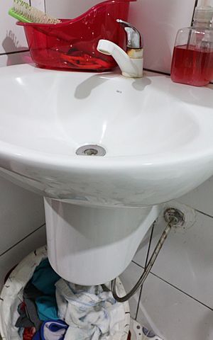 Casa de condomínio à venda com 86m², 2 quartos e 1 vagaBanheiro