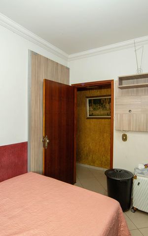 Casa à venda com 1200m², 10 quartos e 5 vagas Casa à venda com 1200m², 10 quartos e 5 vagasQUARTO2