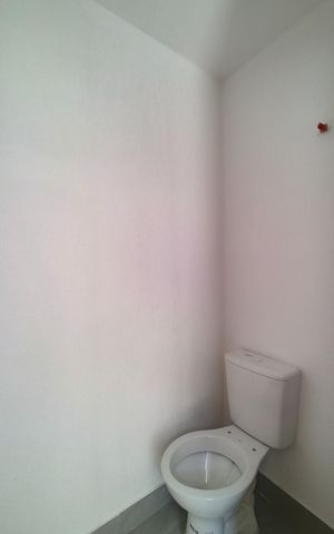 Casa de condomínio para alugar com 120m², 3 quartos e 2 vagasLavabo 2