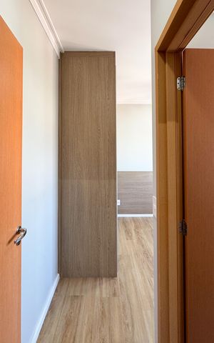 Apartamento à venda com 63m², 2 quartos e 2 vagas Apartamento à venda com 63m², 2 quartos e 2 vagasSuíte