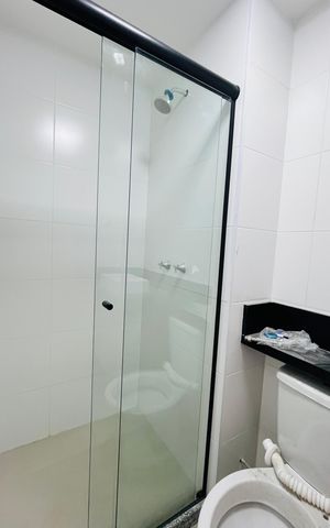 Apartamento à venda com 80m², 2 quartos e 1 vaga Apartamento à venda com 80m², 2 quartos e 1 vagaBanheiro da Suíte