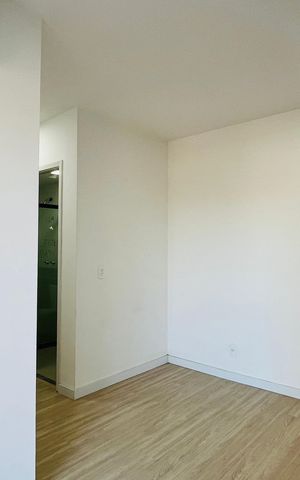 Apartamento à venda com 80m², 2 quartos e 1 vaga Apartamento à venda com 80m², 2 quartos e 1 vagaSala