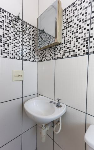 Apartamento à venda com 40m², 2 quartos e 1 vaga Apartamento à venda com 40m², 2 quartos e 1 vagaBanheiro