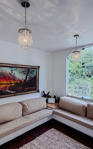 Casa para alugar com 920m², 3 quartos e 5 vagas Casa para alugar com 920m², 3 quartos e 5 vagasSala