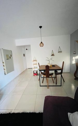 Apartamento à venda com 67m², 3 quartos e 1 vaga Apartamento à venda com 67m², 3 quartos e 1 vagaSala