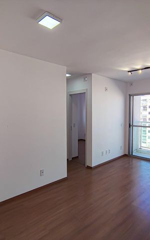 Apartamento à venda com 50m², 2 quartos e 1 vaga Apartamento à venda com 50m², 2 quartos e 1 vagaSala