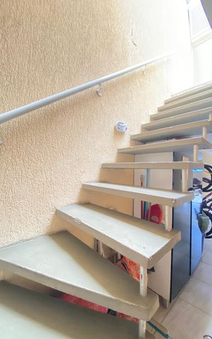 Casa à venda com 114m², 3 quartos e 2 vagas