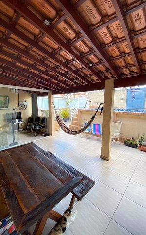 Casa à venda com 114m², 3 quartos e 2 vagas