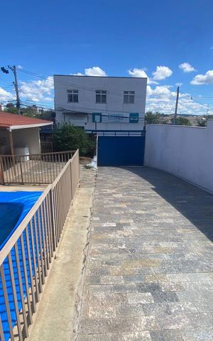 Casa para alugar com 360m², 2 quartos e 4 vagas Casa para alugar com 360m², 2 quartos e 4 vagasÁrea externa
