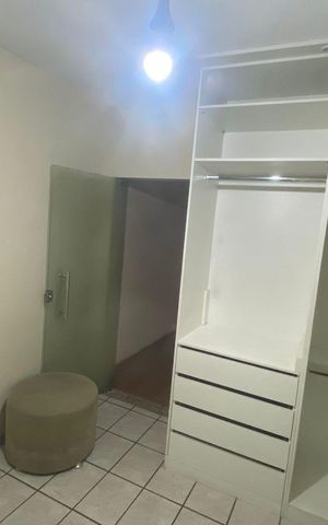 Casa para alugar com 360m², 2 quartos e 4 vagas Casa para alugar com 360m², 2 quartos e 4 vagasCloset