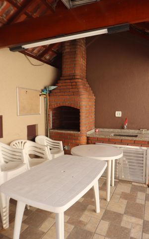 Casa de condomínio à venda com 126m², 3 quartos e 2 vagasÁrea comum - Churrasqueira