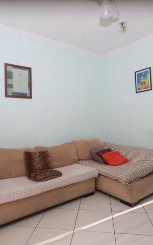 Casa de condomínio à venda com 126m², 3 quartos e 2 vagasSala