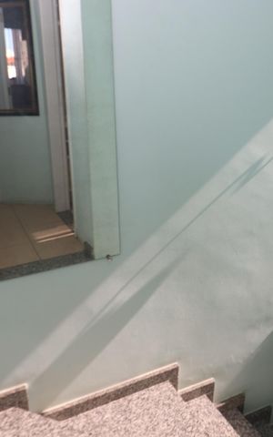 Casa de condomínio à venda com 126m², 3 quartos e 2 vagasEscada