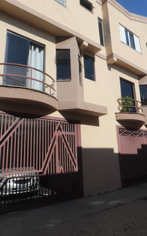 Casa de condomínio à venda com 126m², 3 quartos e 2 vagasCondomínio