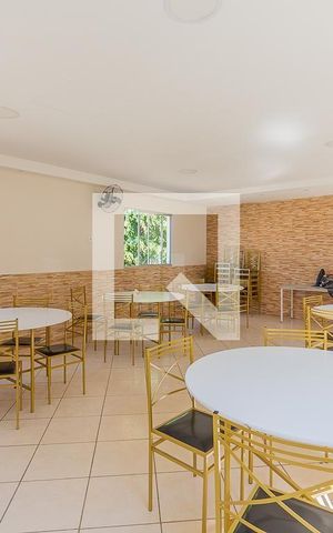 Apartamento à venda com 48m², 2 quartos e 1 vaga Apartamento à venda com 48m², 2 quartos e 1 vagaÁrea comum - Salão de festas