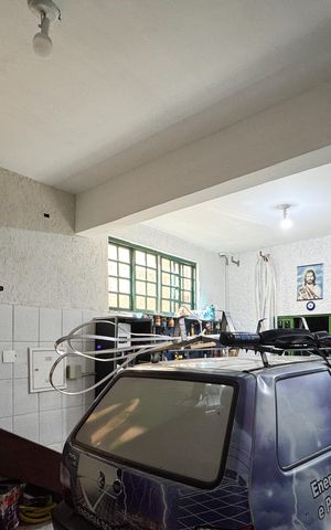 Casa à venda com 400m², 3 quartos e 4 vagas Casa à venda com 400m², 3 quartos e 4 vagasGaragem