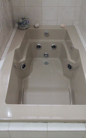 Casa à venda com 244m², 3 quartos e 3 vagasBanheiro da Suite