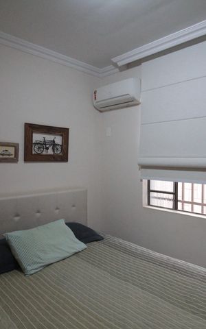 Casa à venda com 244m², 3 quartos e 3 vagasQuarto 1