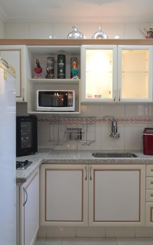 Casa à venda com 244m², 3 quartos e 3 vagasCozinha